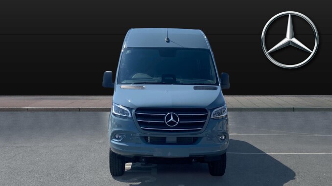 Mercedes-Benz Sprinter 319Cdi L2 Diesel Rwd 3.5t H2 Pro Van 9G-Tronic - Image 8